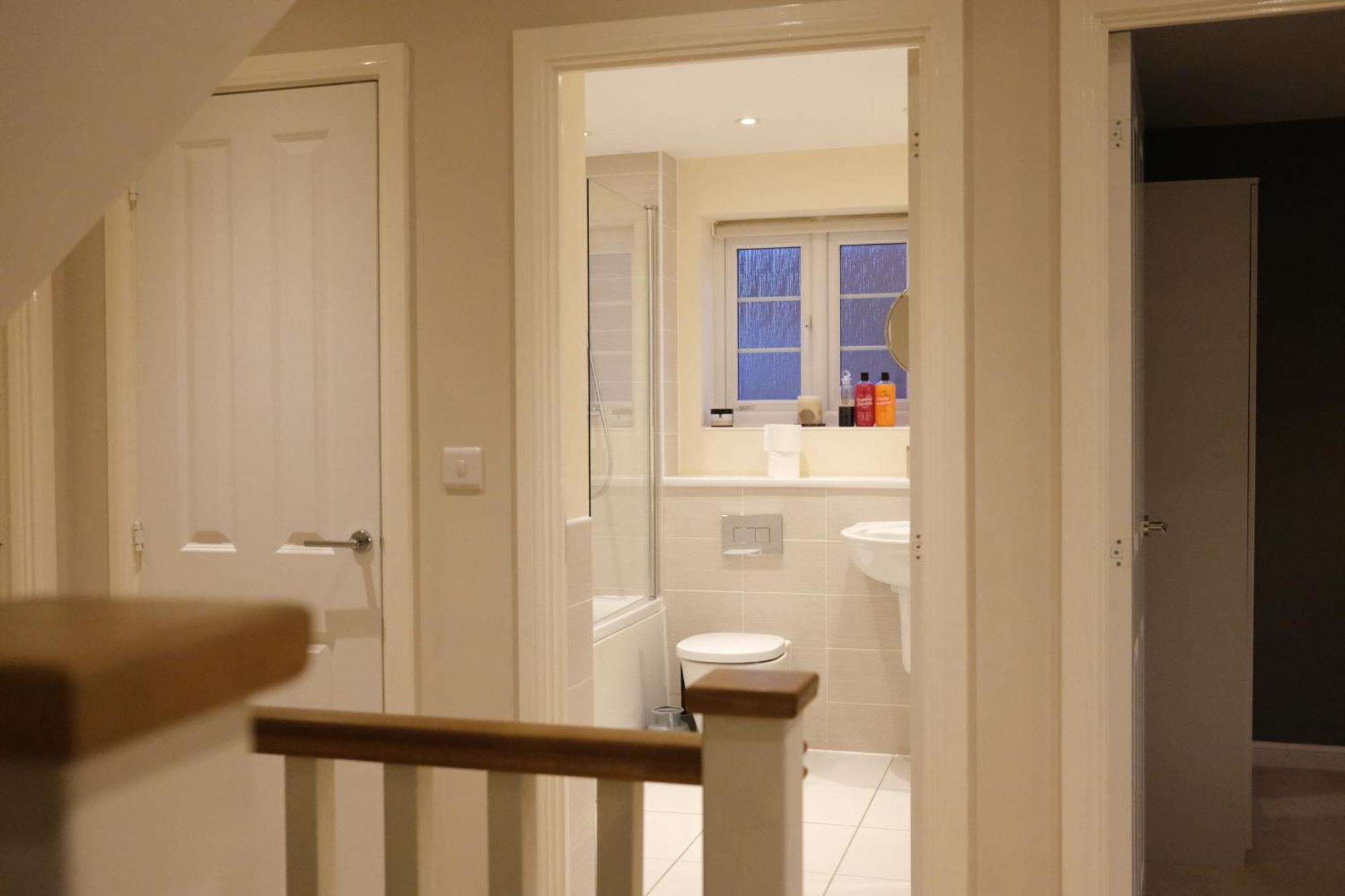Luxury 6-Bedroom House 5 Minutes From Bicester Village Shopping Outlet Честертон Экстерьер фото