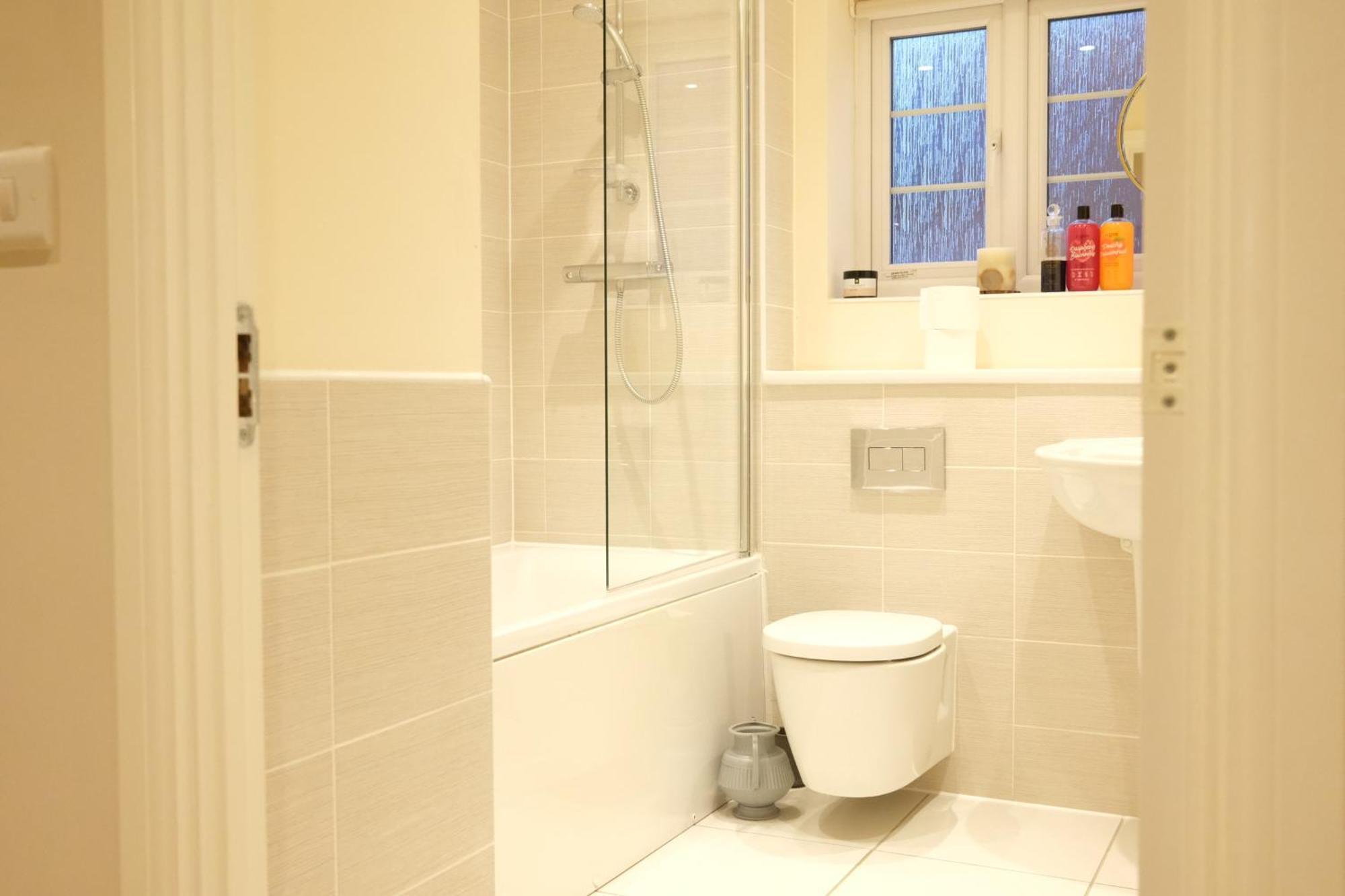 Luxury 6-Bedroom House 5 Minutes From Bicester Village Shopping Outlet Честертон Экстерьер фото